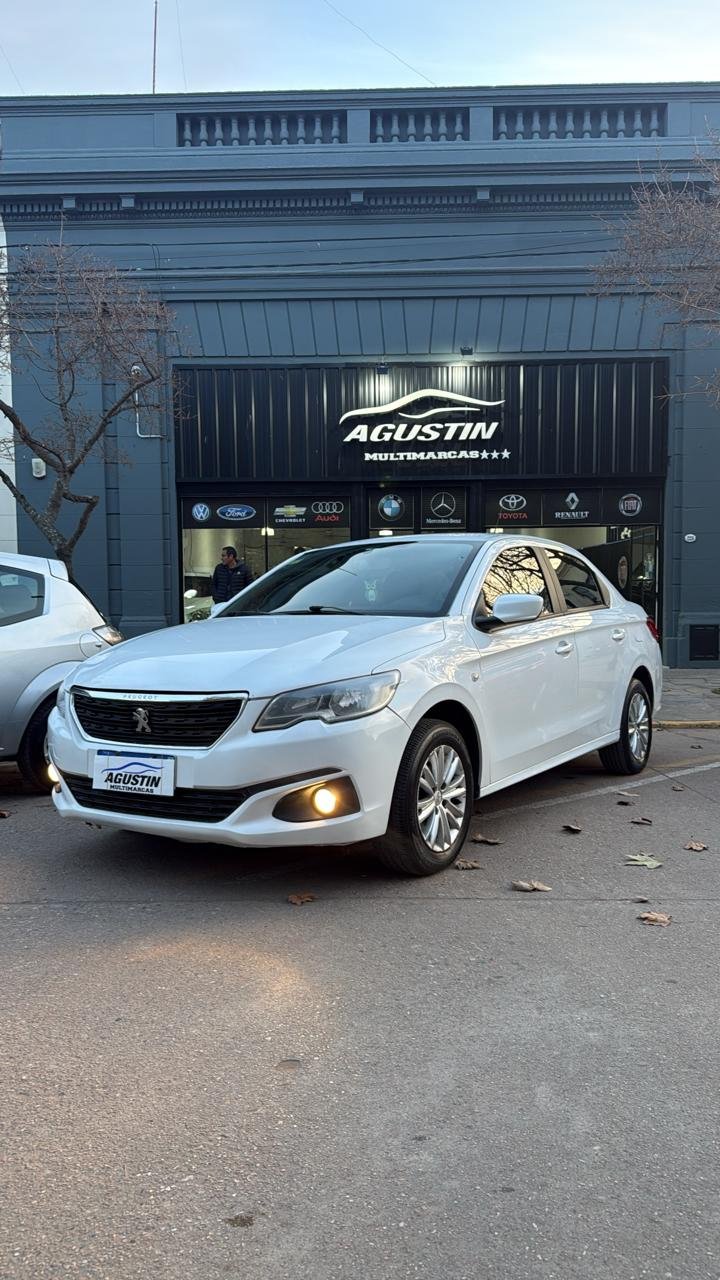 Peugeot 301 Allure