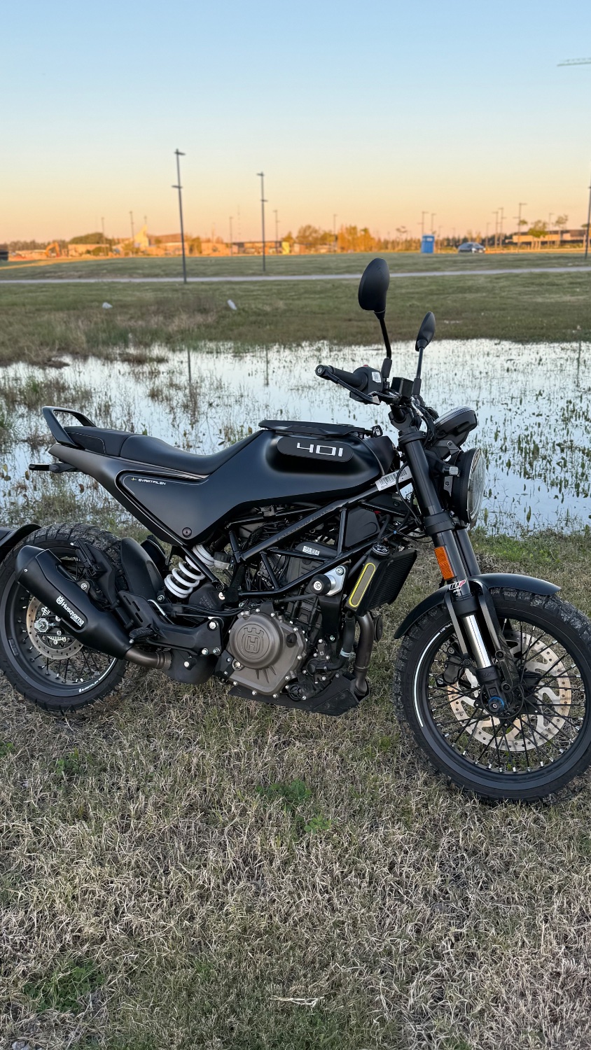 Husqvarna Svartpilen 401