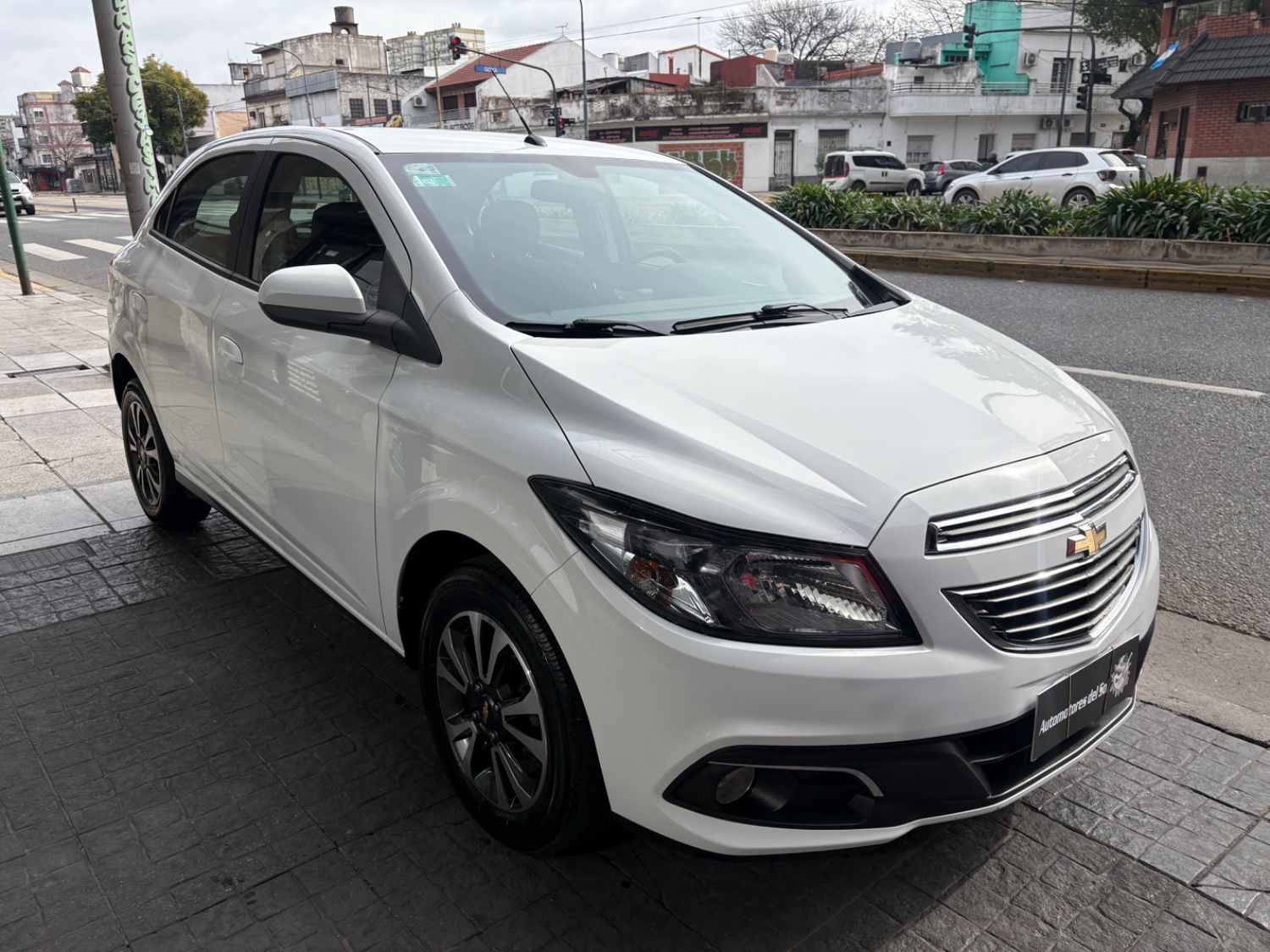 Chevrolet Onix 1.4 LTZ