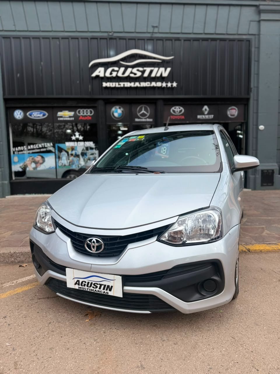 Toyota Etios XLS