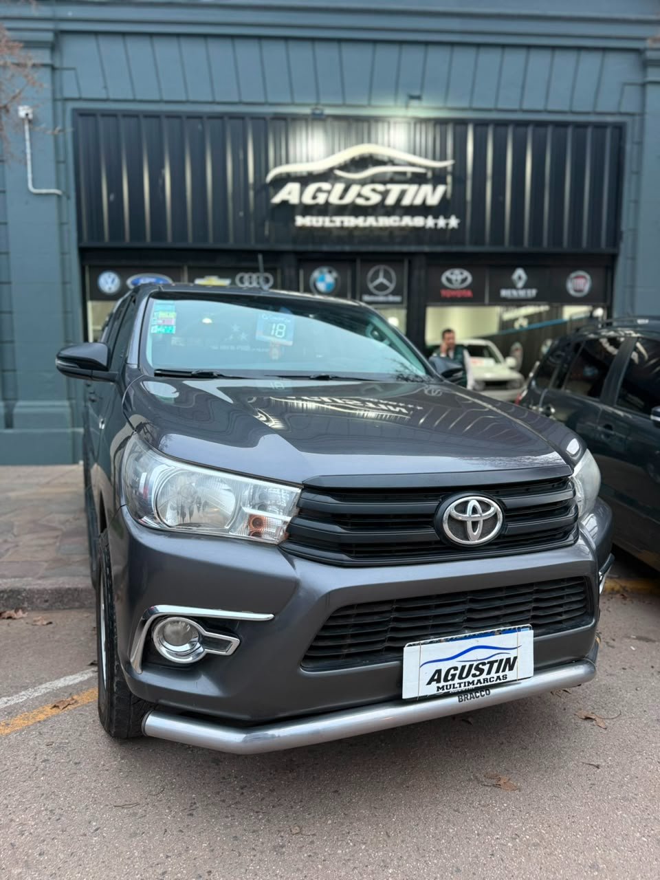 Toyota Hilux DX