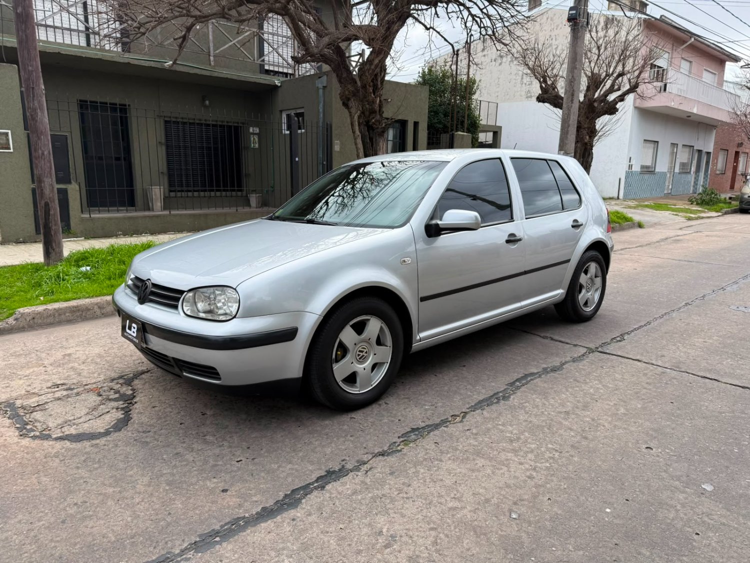 Volkswagen Golf 1.6 COMFORTLINE