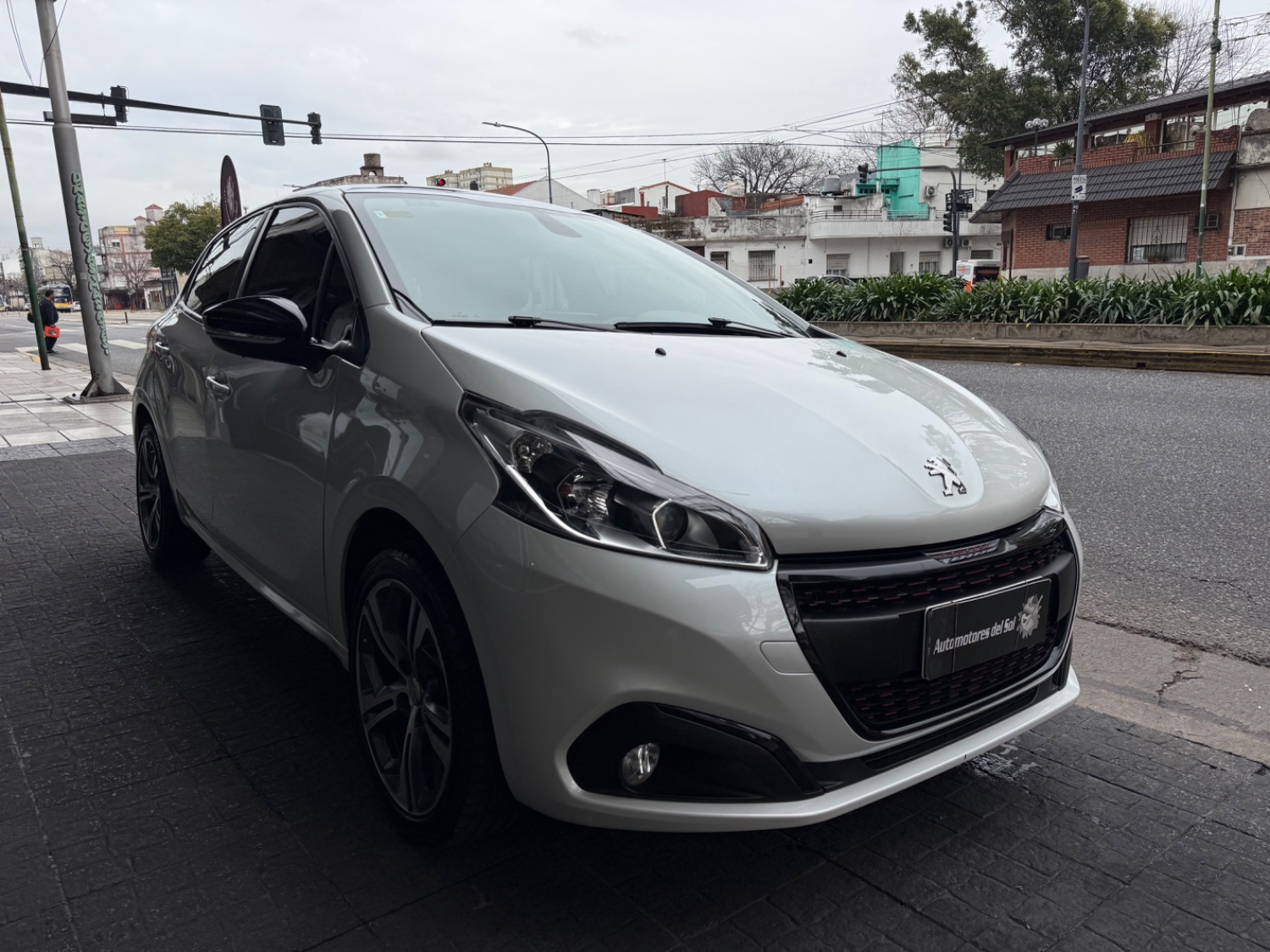 Peugeot 208 5P 1,6 THP Gt