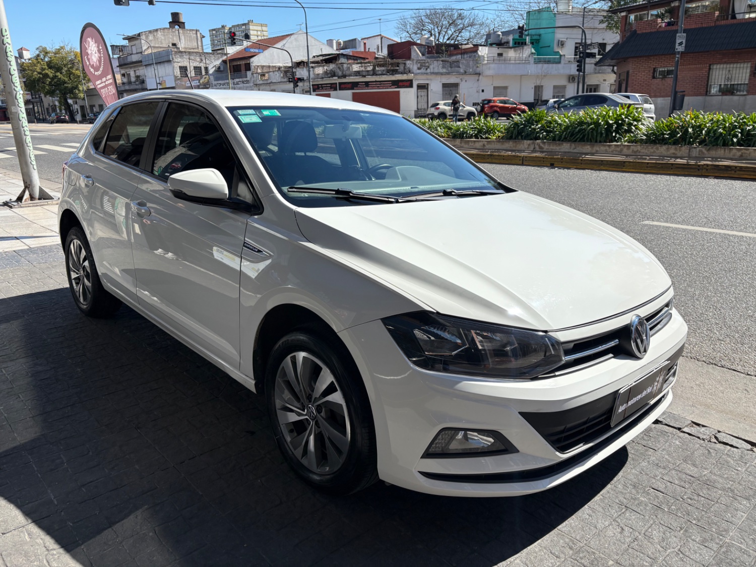 Volkswagen Polo Comfortline Plus 1.6 MSI AT