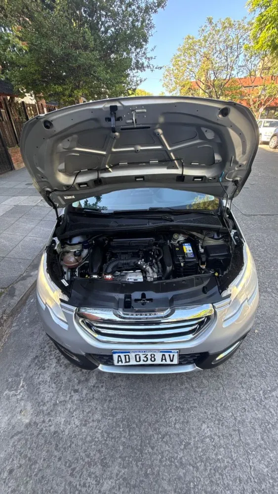 Peugeot 2008 THP — foto 9