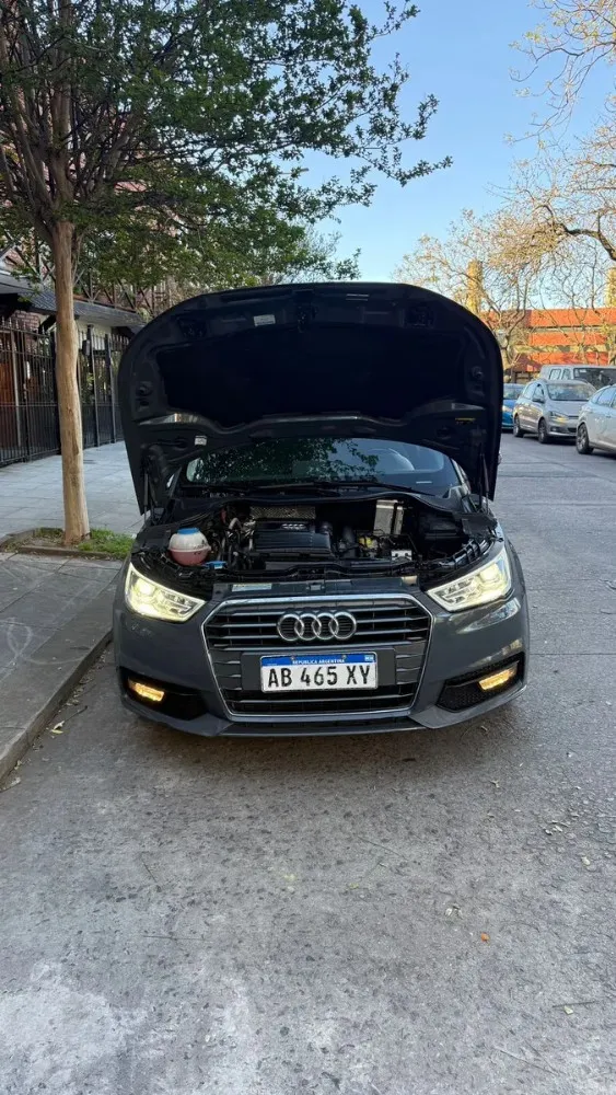 Audi Audi a1 1.4t fsi — foto 9