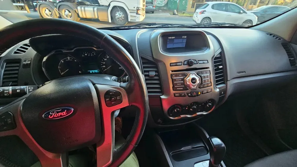 Ford Ranger — foto 10