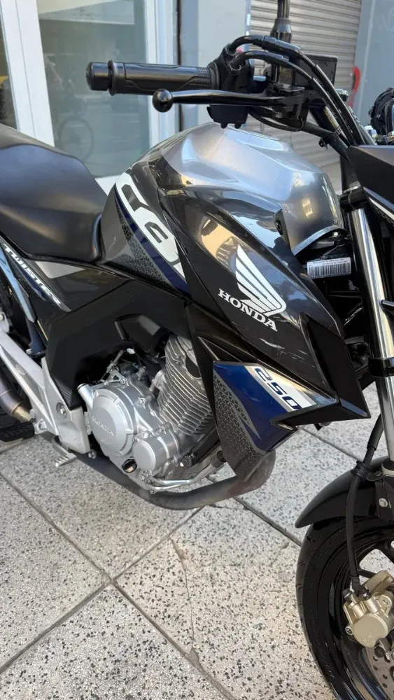 Honda Cb 250 Twister — foto 6