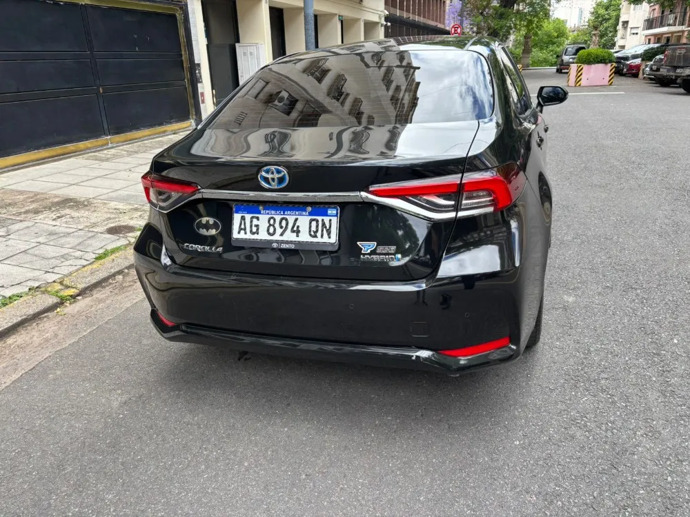 Toyota Corolla seg Hev Cvt — foto 8