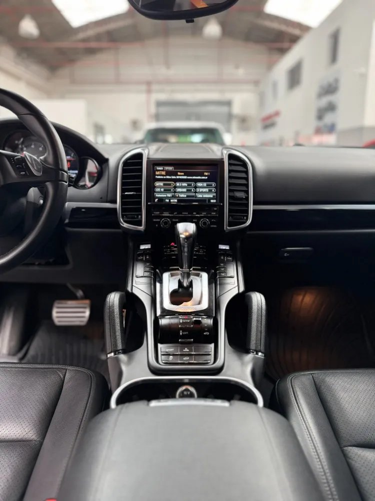 Porsche CAYENNE S HYBRID — foto 4