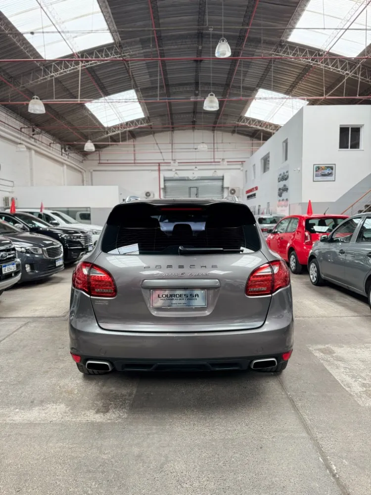Porsche CAYENNE S HYBRID — foto 9
