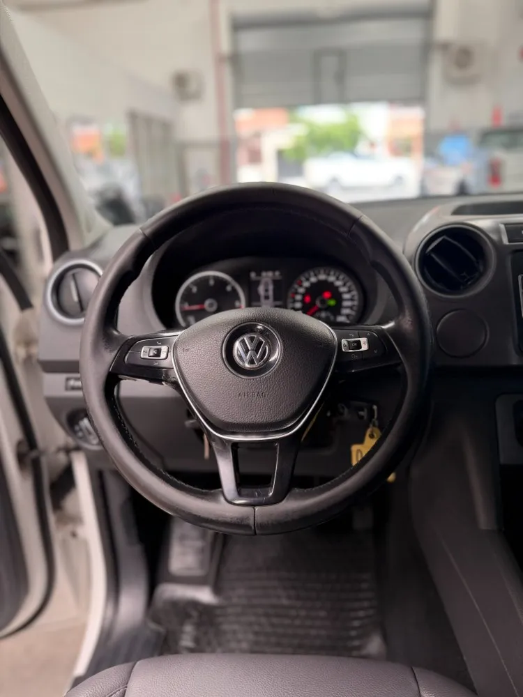 Volkswagen AMAROK HIGHLINE 4X4 — foto 4