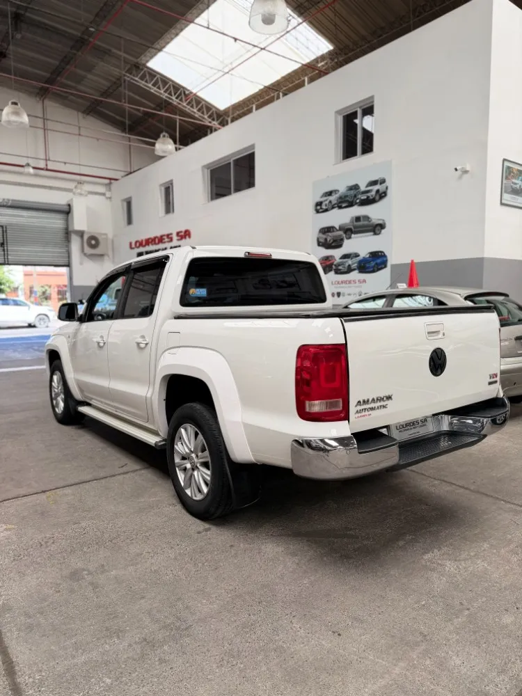 Volkswagen AMAROK HIGHLINE 4X4 — foto 8