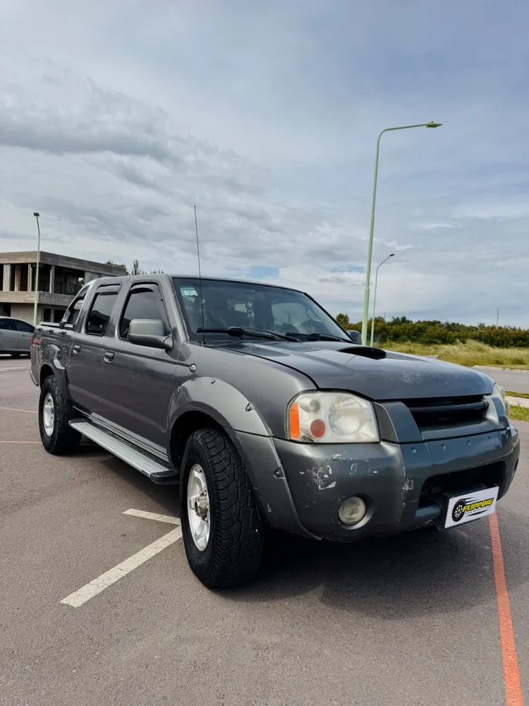 Nissan Frontier 4X4 2.8 Turbo — foto 3