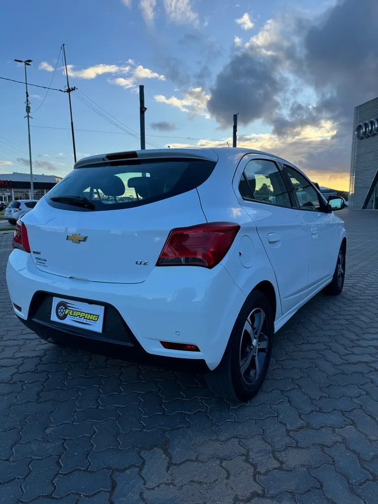Chevrolet Ónix LTZ 1.4 — foto 2