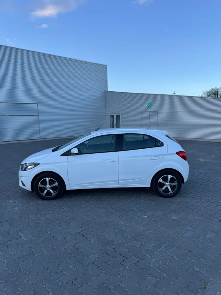 Chevrolet Ónix LTZ 1.4 — foto 8