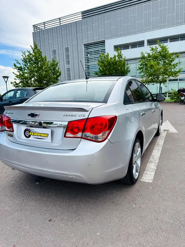 Chevrolet Cruze LTZ 1.8 — foto 7