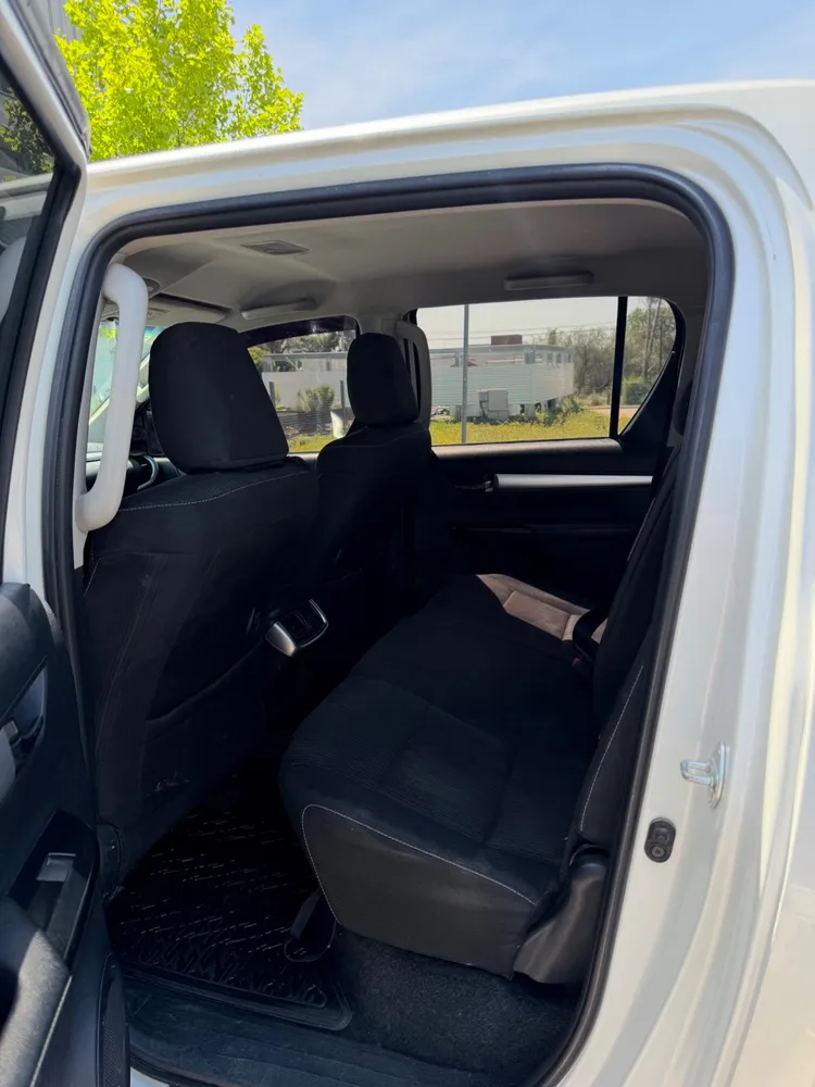 Toyota HILUX SRV 2.8 — foto 4