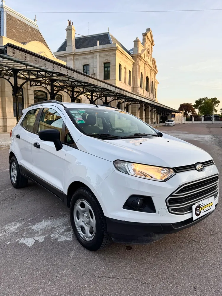 Ford EcoSport SE 1.6 — foto 8