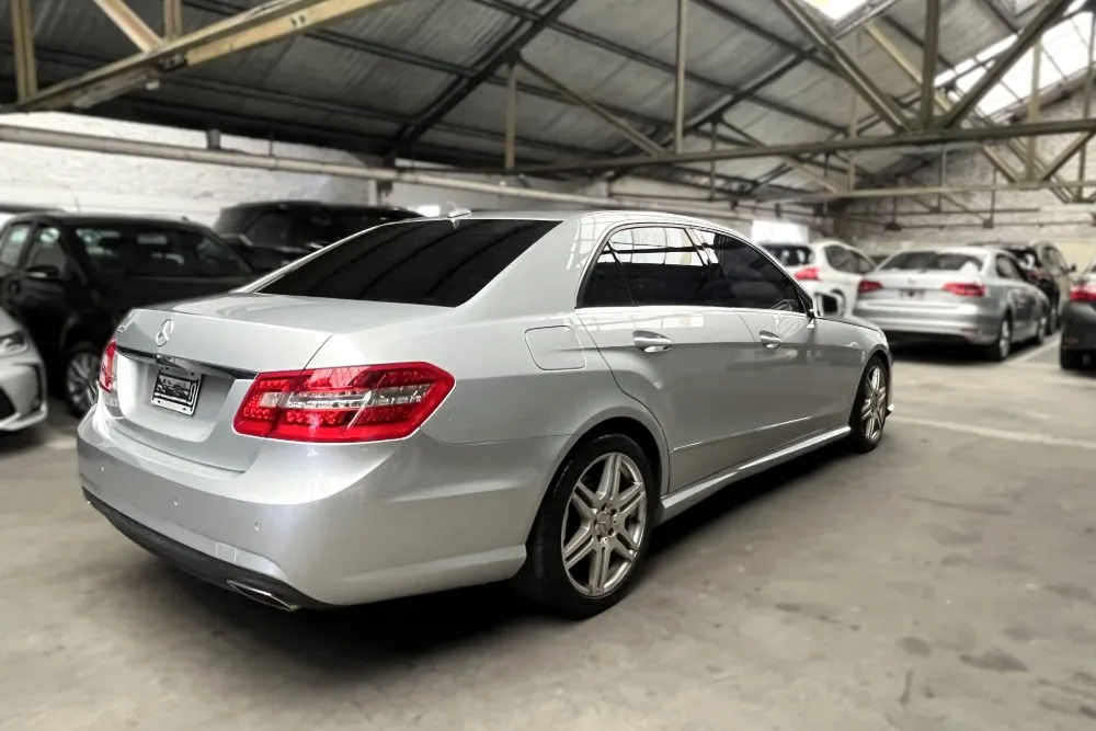 Mercedes-Benz clase E 3.0 E300 Avantgarde Sport — foto 5