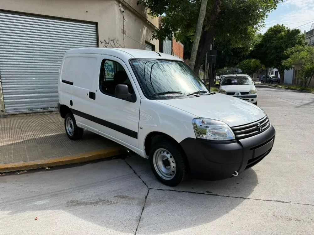Peugeot Partner Furgón — foto 8