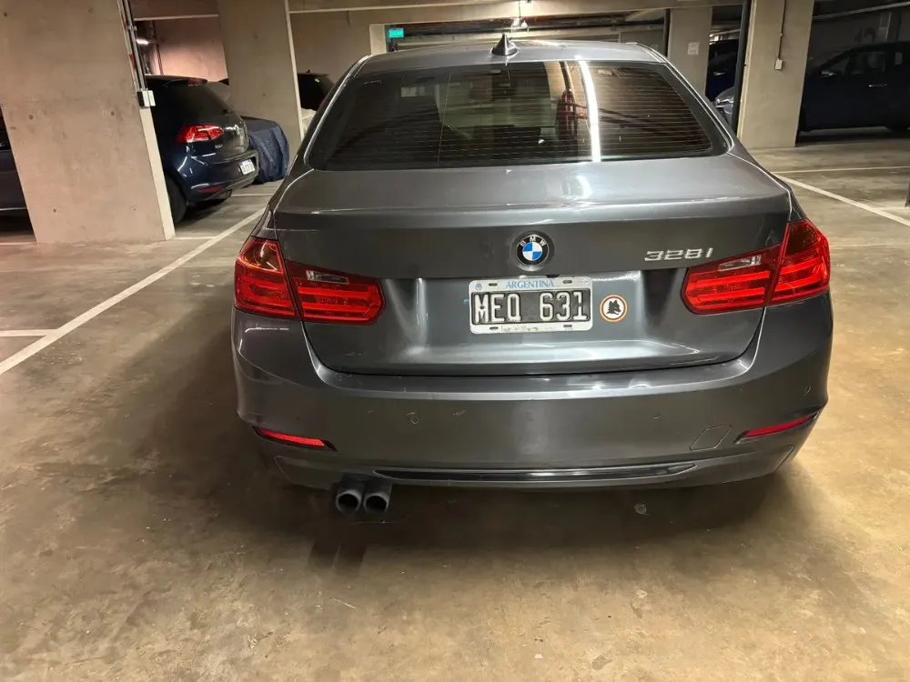 BMW serie 3 328i — foto 9