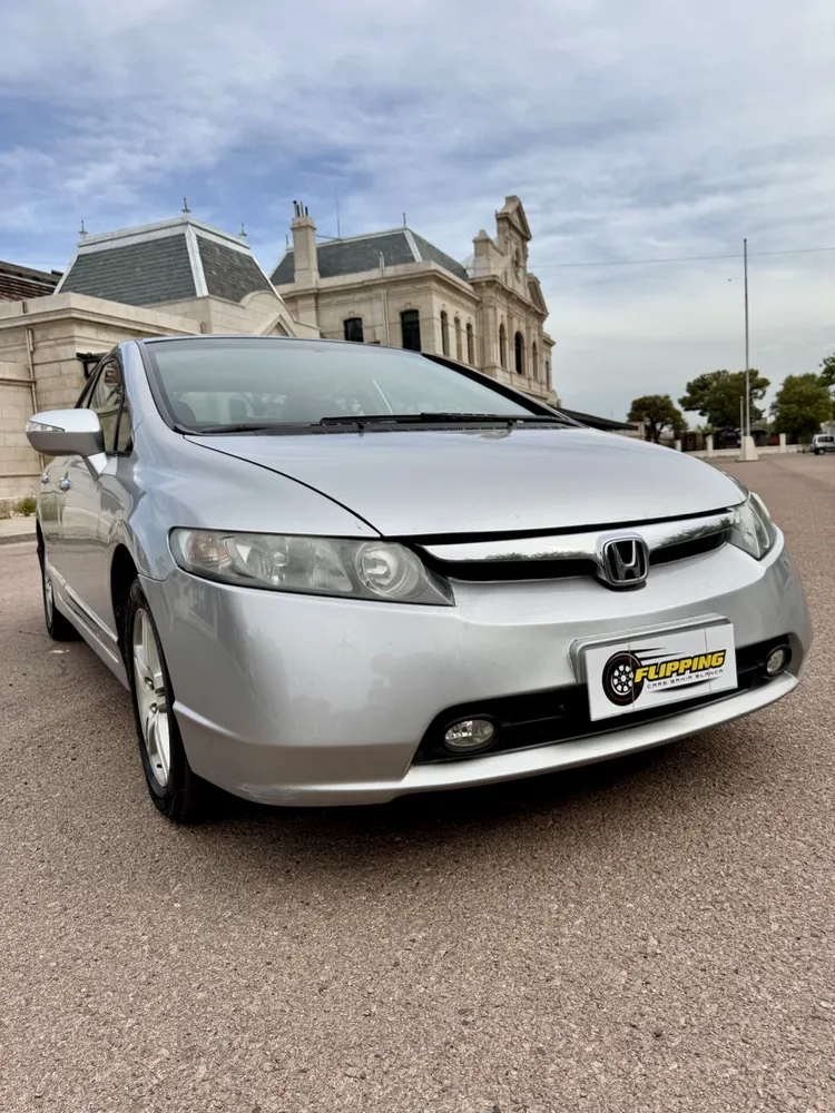 Honda Civic EXS — foto 11
