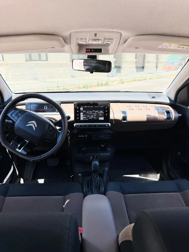 Citroën C4 Cactus 1.6 vti — foto 13