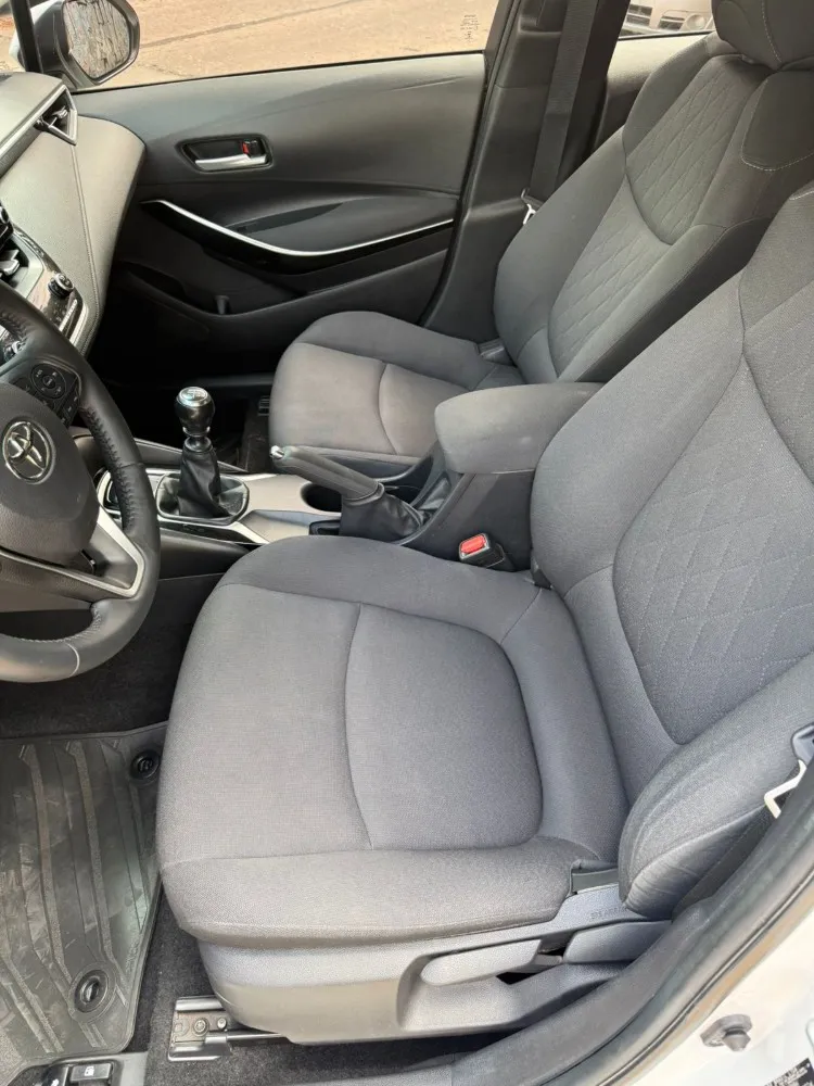 Toyota Corolla XEI — foto 9