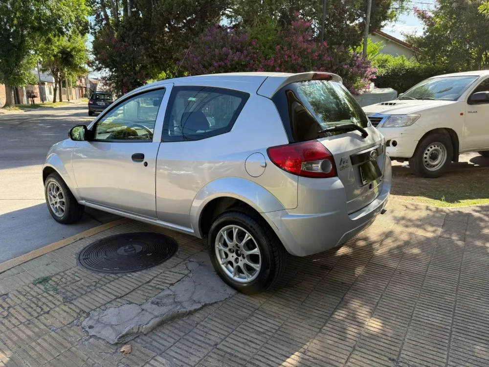 Ford Ka FLY VIRAL 1.6L — foto 3