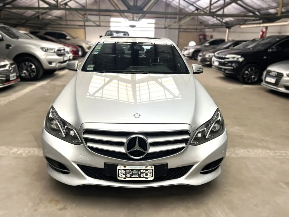 Mercedes-Benz Clase E 2.0 E250 Avantgarde Blueefficiency At — foto 4