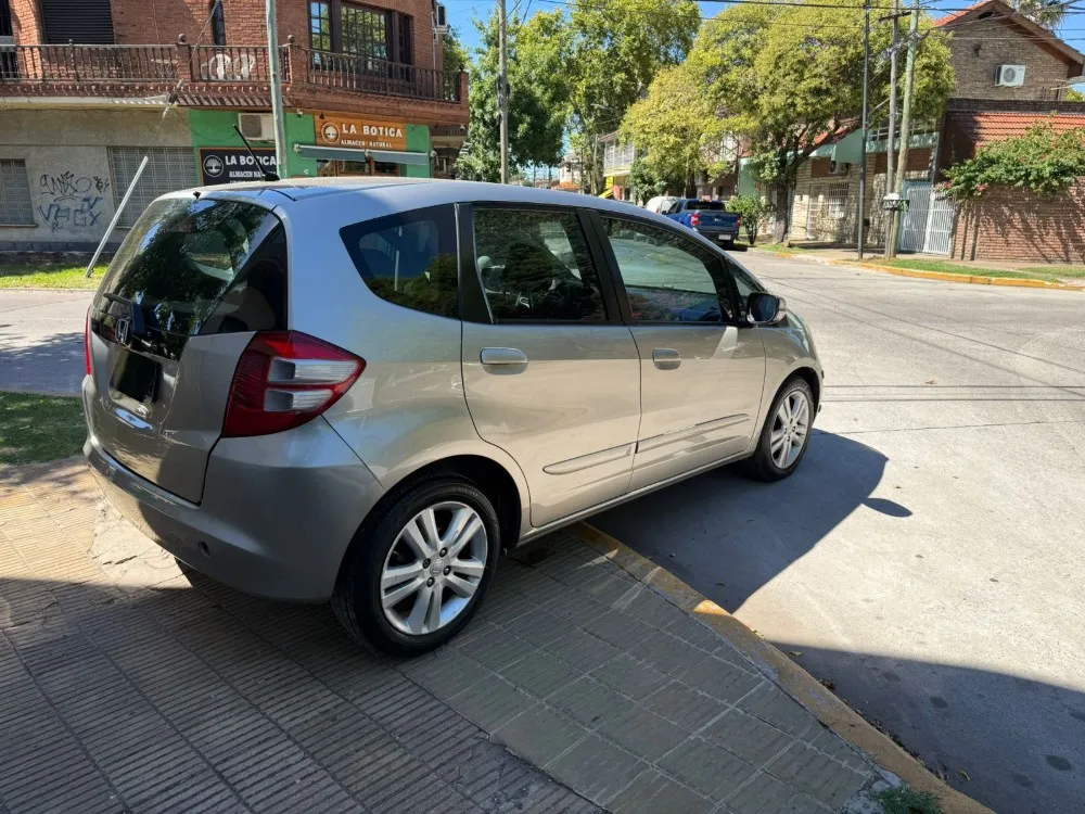Honda FIT EX — foto 5