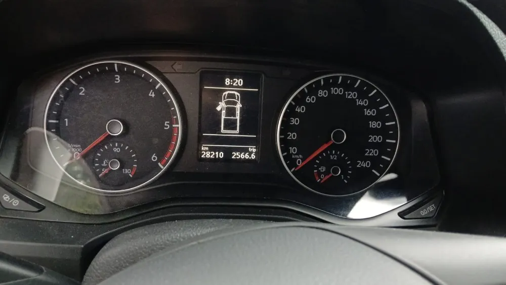Volkswagen Amarok TRENDLINE 2.0 140 CV MT 4X2 — foto 2