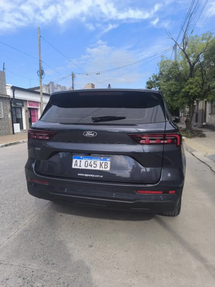 Ford Territory  Titanium HYBRID  — foto 4