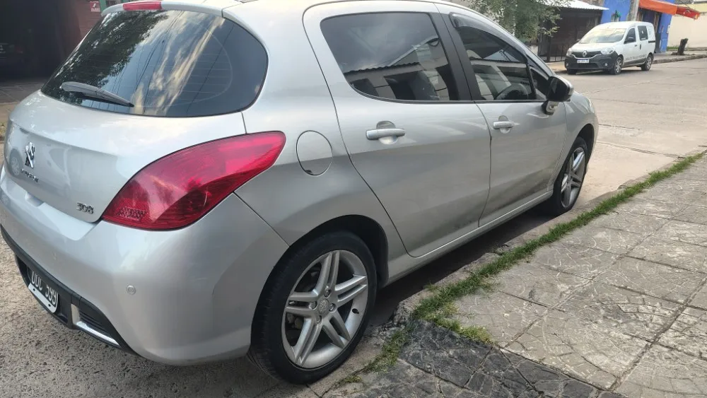 Peugeot 308 Feline 2.0 — foto 3