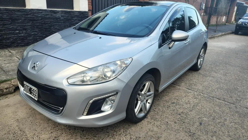 Peugeot 308 Feline 2.0 — foto 9