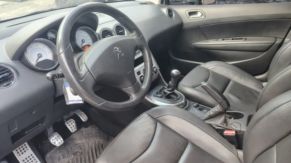 Peugeot 308 Feline 2.0 — foto 10