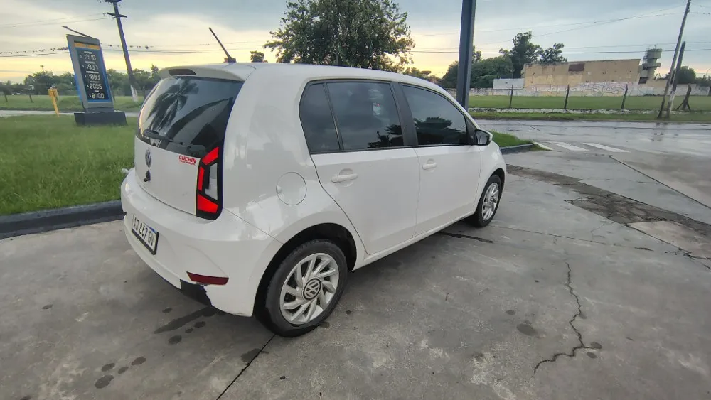 Volkswagen UP HIGH 1.0 — foto 3