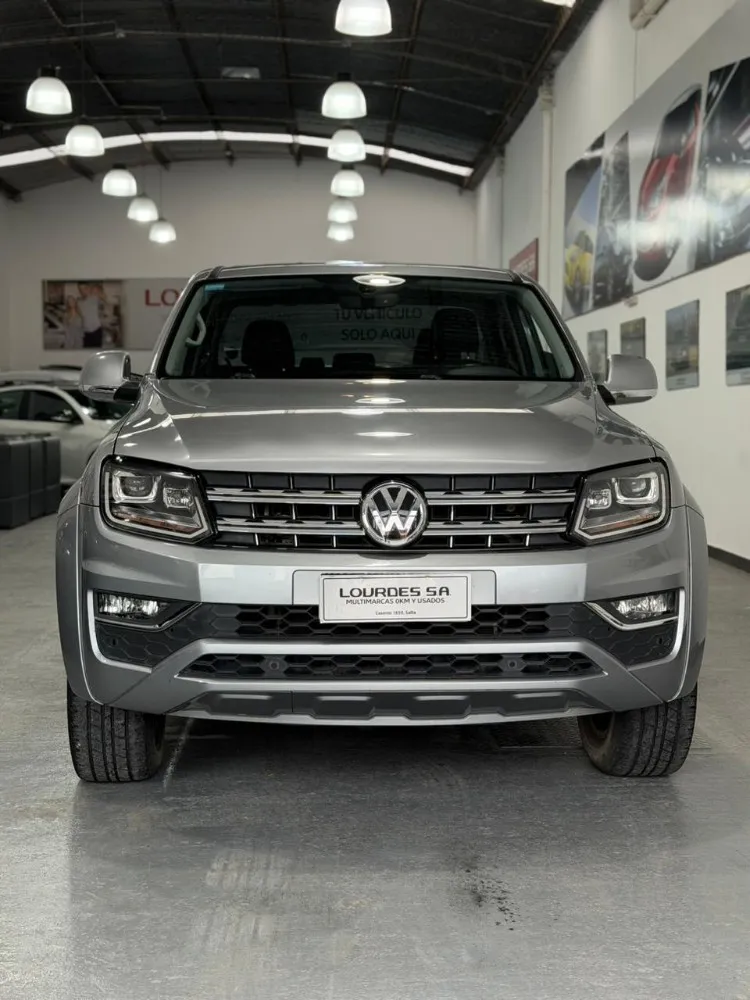 Volkswagen AMAROK HIGHLINE 4X2 AUT 2.0L TDI 180 CV — foto 2