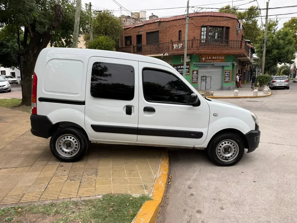 Renault Kangoo PH3 CONFORT 1.6 5 ASIENTOS 2P — foto 6