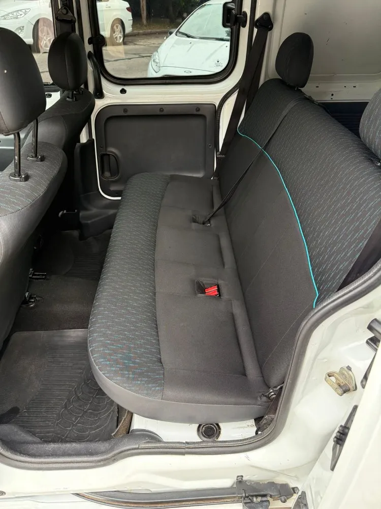 Renault Kangoo PH3 CONFORT 1.6 5 ASIENTOS 2P — foto 10