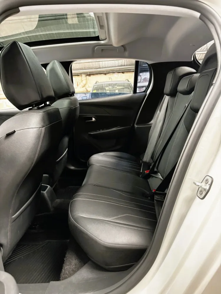 Peugeot 208 1.6 Feline Tiptronic — foto 13