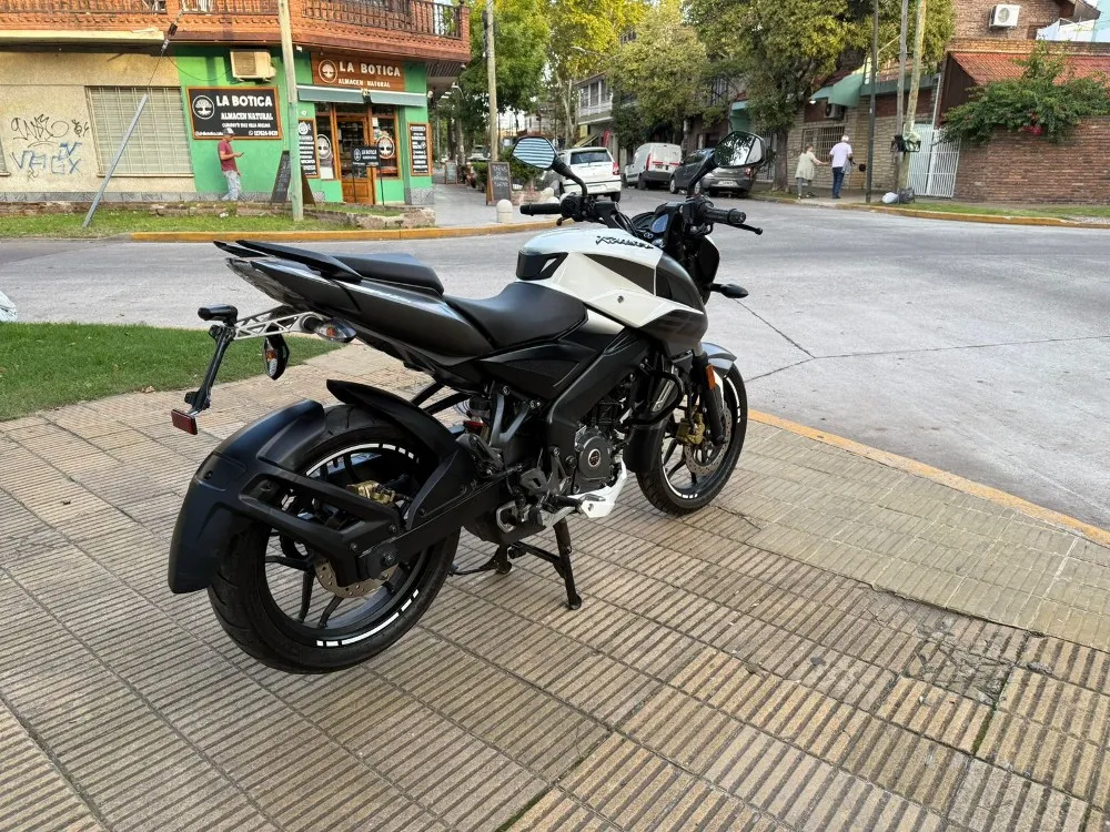 Bajaj ROUSER NS200 ROUSER NS200 — foto 5