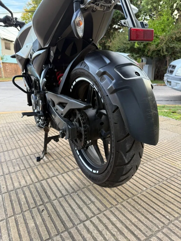Bajaj ROUSER NS200 ROUSER NS200 — foto 11