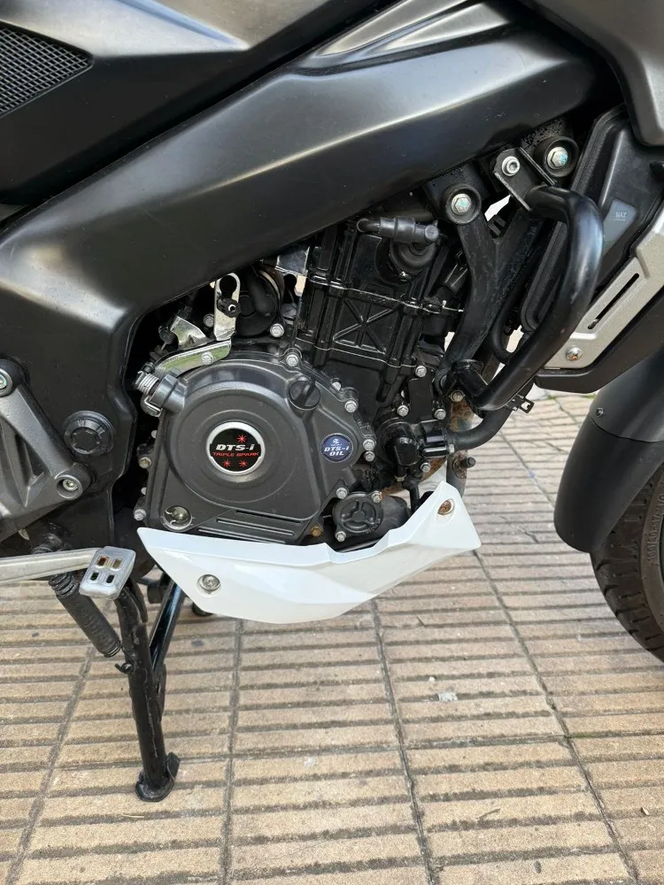 Bajaj ROUSER NS200 ROUSER NS200 — foto 15