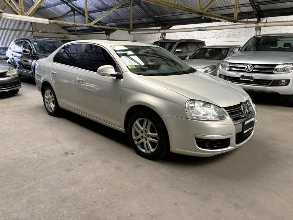 Volkswagen Vento 2.5 Advance Tiptronic 170cv — foto 4