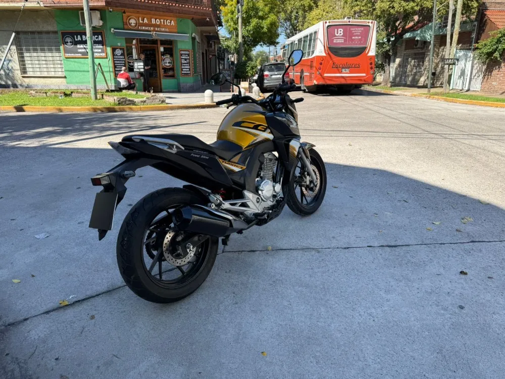 Honda CB 250 TWISTER CB 250 TWISTER — foto 5