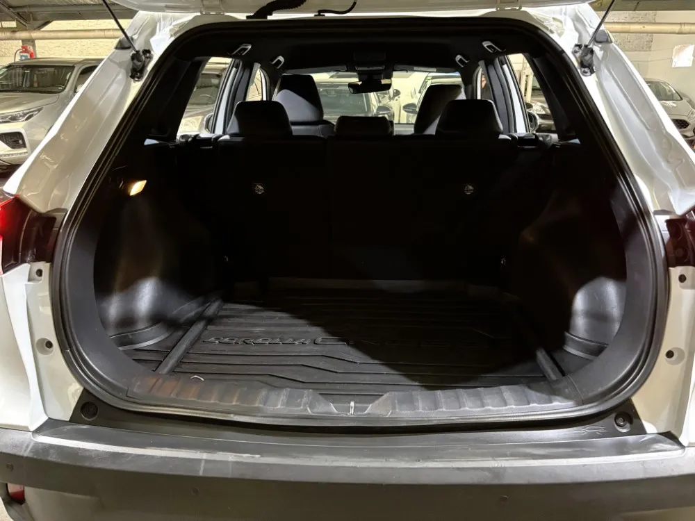 Toyota Corolla Cross 1.8 Seg Ecvt — foto 16
