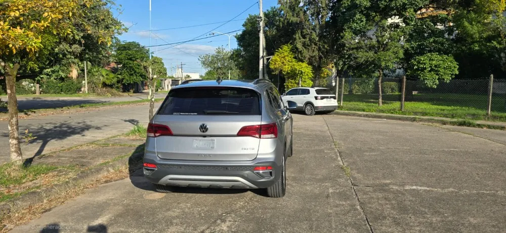 Volkswagen TAOS  COMFORTLINE  1.4 — foto 4