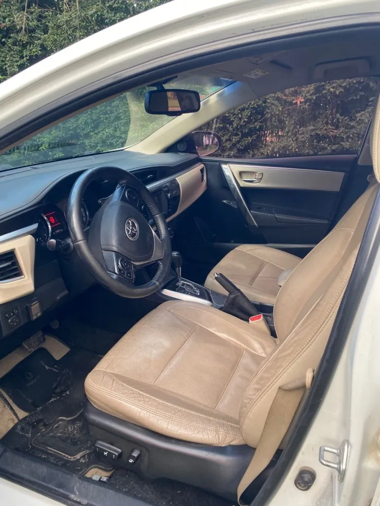 Toyota COROLLA  SEG CVT 1.8 — foto 4